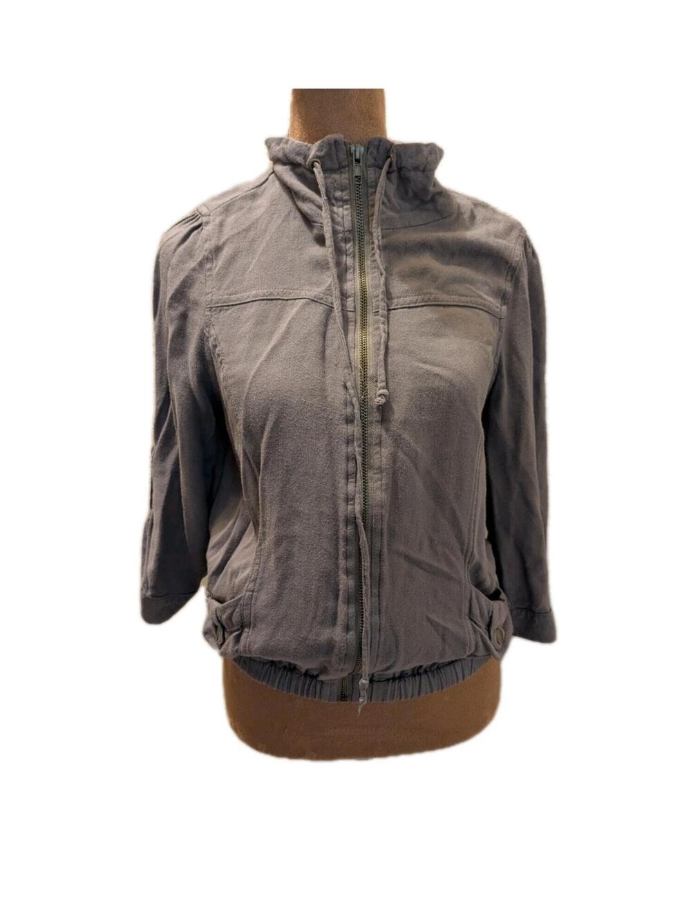 American Rag Women's Jacket Size Small Gray Collared 3/4 Sleeves Pockets